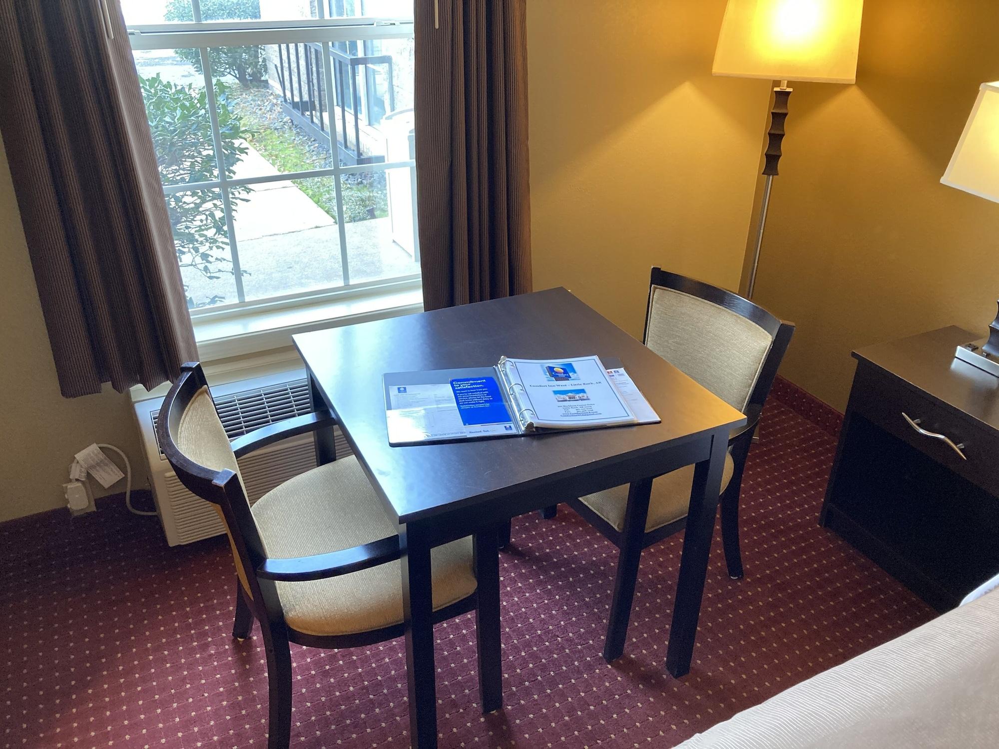 Quality Inn & Suites Little Rock West מראה חיצוני תמונה
