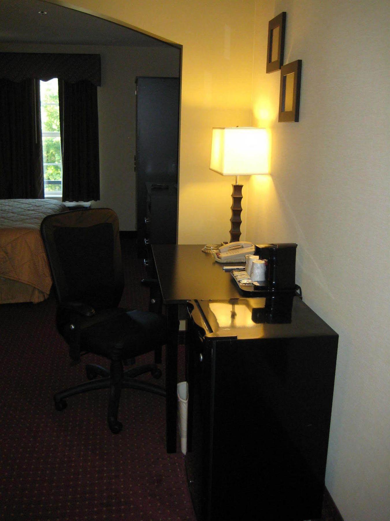 Quality Inn & Suites Little Rock West מראה חיצוני תמונה